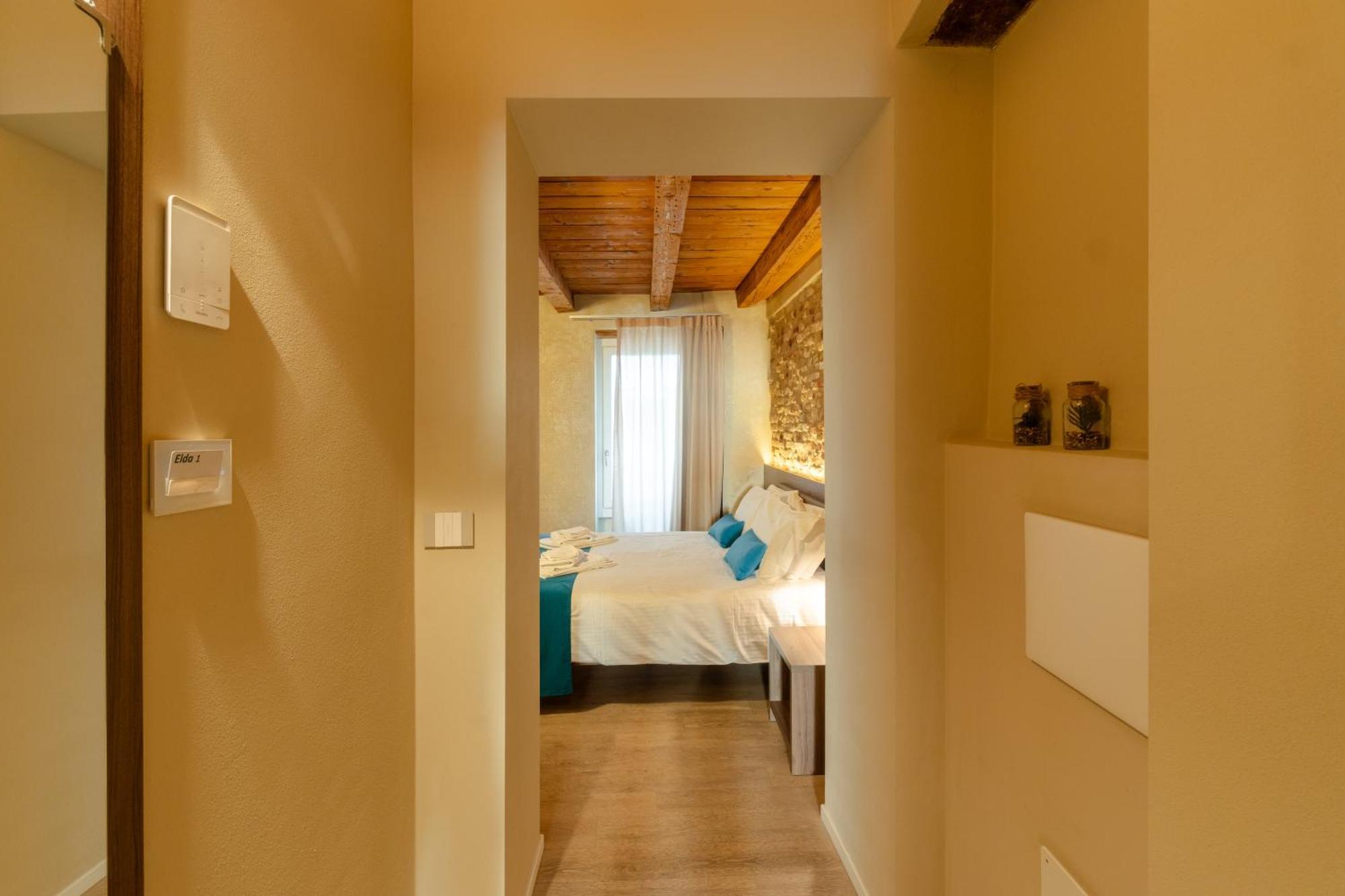 Hotel La Casa In Paese Peschiera del Garda Zewnętrze zdjęcie