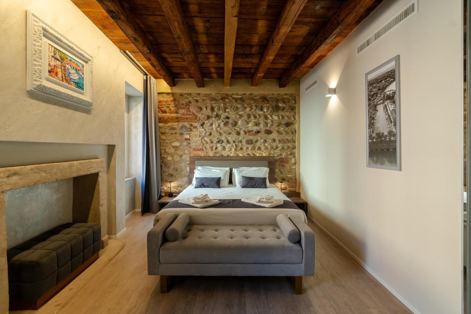 Hotel La Casa In Paese Peschiera del Garda Zewnętrze zdjęcie